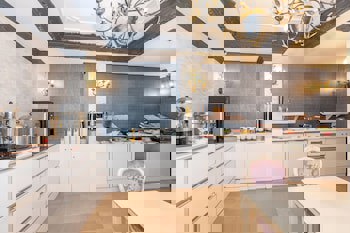 Istanbul Holiday Hotel