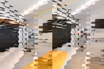 Istanbul Holiday Hotel