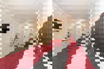 Istanbul Holiday Hotel