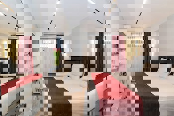 Istanbul Holiday Hotel