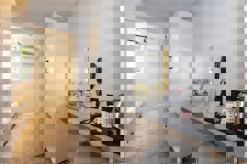 Istanbul Holiday Hotel