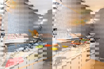 Istanbul Holiday Hotel