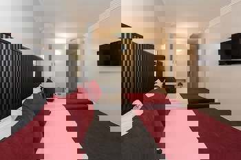 Istanbul Holiday Hotel