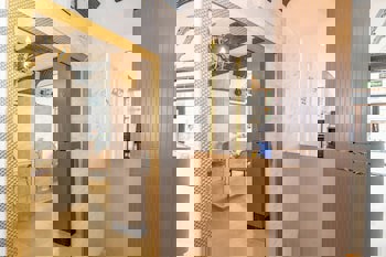 Istanbul Holiday Hotel