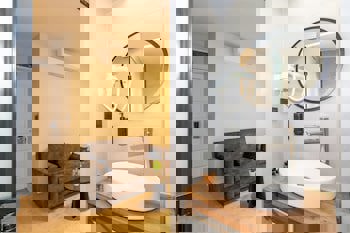 Istanbul Holiday Hotel