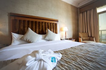 Atana Khasab Hotel