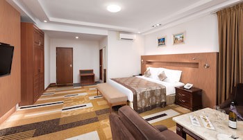 Best Western Green Hill Hotel
