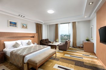 Best Western Green Hill Hotel