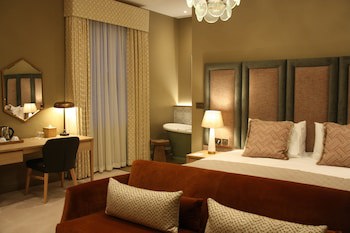 The Bell Hotel Saxmundham