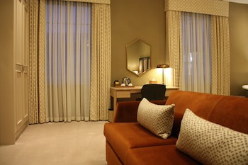 The Bell Hotel Saxmundham