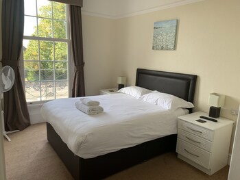The Lawns Guest House