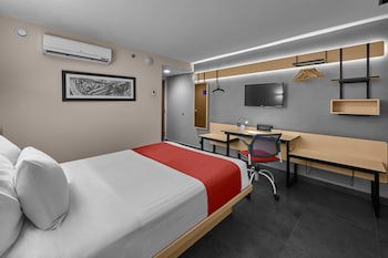City Express By Marriott La Paz