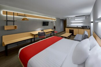 City Express By Marriott La Paz