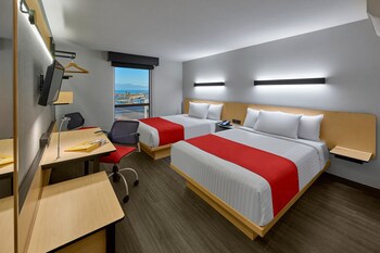 City Express By Marriott La Paz