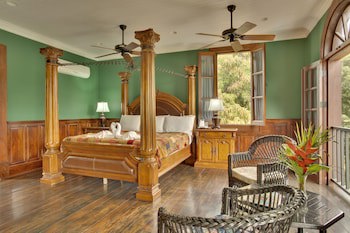 Mahogany Hall Boutique Resort