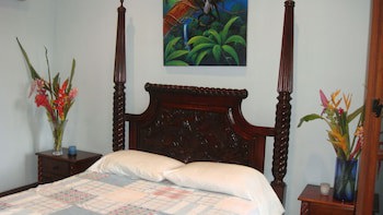 Mahogany Hall Boutique Resort