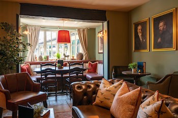 High Corner Inn