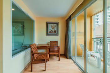 Bauman Residence Patong, Phuket