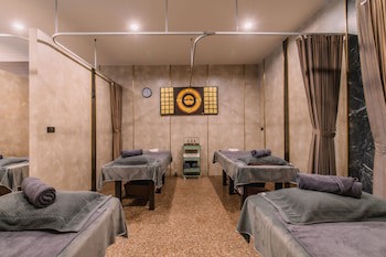 Bauman Residence Patong, Phuket
