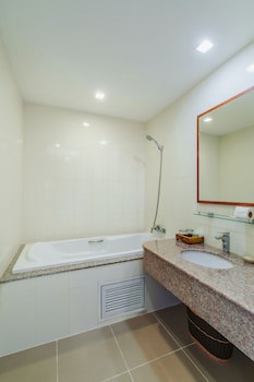 Bauman Residence Patong, Phuket