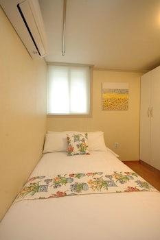 E Residence