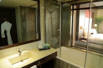 Golden Lili Resort & Spa