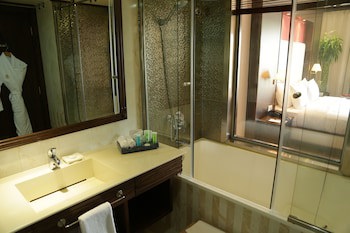 Golden Lili Resort & Spa