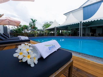 Gazelle International Hotel