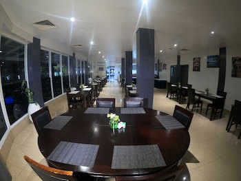 Gazelle International Hotel