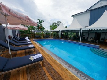 Gazelle International Hotel