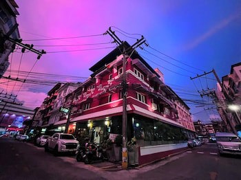 Baipho Lifestyle Residences (Adults Only)