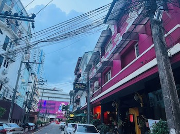 Baipho Lifestyle Residences (Adults Only)