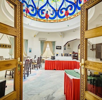 Jabal Akhdar Hotel