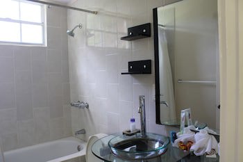 Rejens Hotel