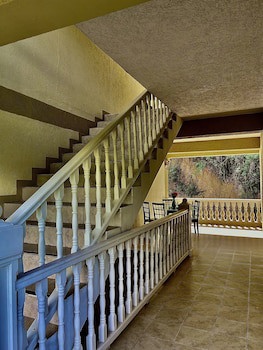 Rejens Hotel