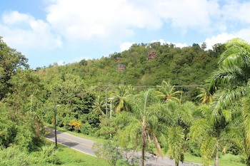 Rejens Hotel