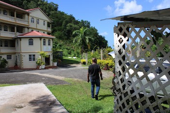 Rejens Hotel