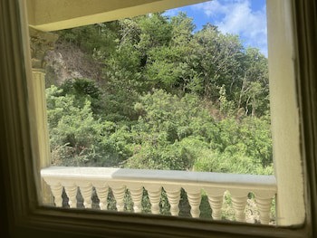 Rejens Hotel