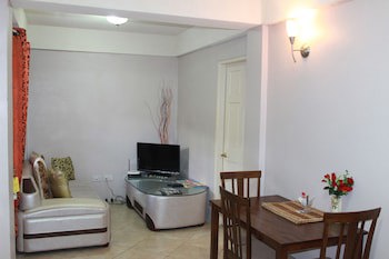 Rejens Hotel