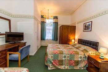 The Carlton Hotel