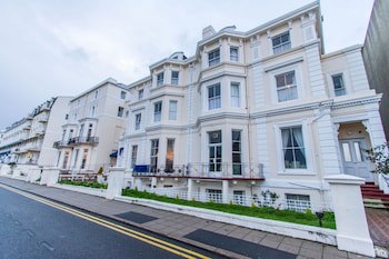 The Carlton Hotel