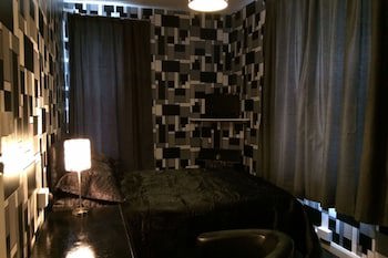 The Carlton Hotel