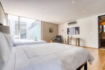 Ar 218 Hotel By Uliv