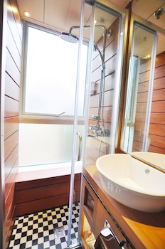 Bluejay Residences