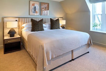 Cheval Phoenix House