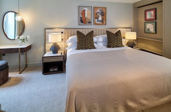 Cheval Phoenix House