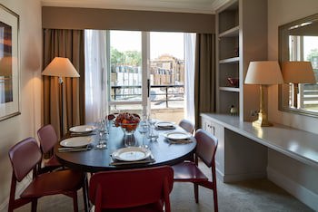 Cheval Knightsbridge