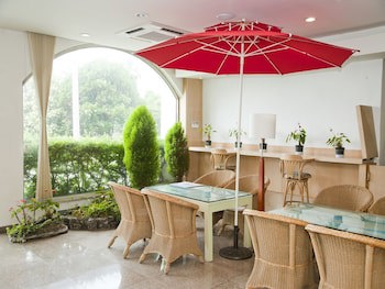 Good Inn Hotel
