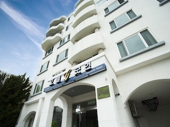 Good Inn Hotel