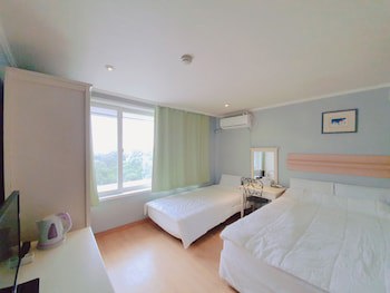 Good Inn Hotel
